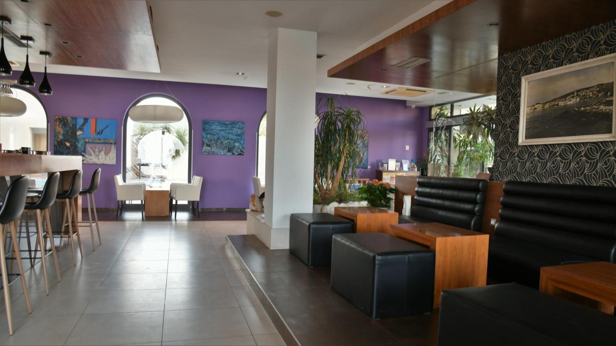 Hotel Lipa Постира Экстерьер фото